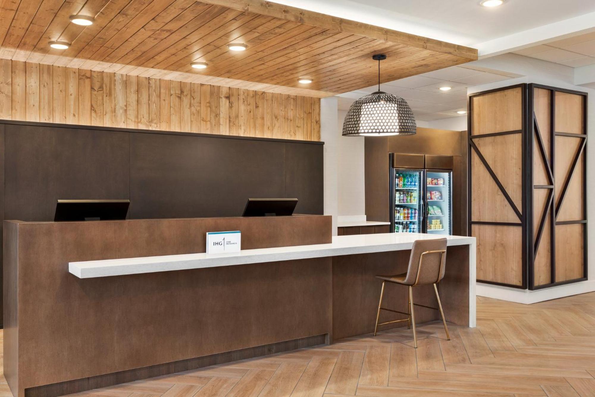 Staybridge Suites Greenville - Medical Center By Ihg Экстерьер фото
